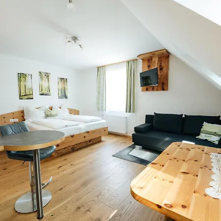 Schmiedbauerhof Çiftlik konaklama Sankt Margarethen im Lavanttal